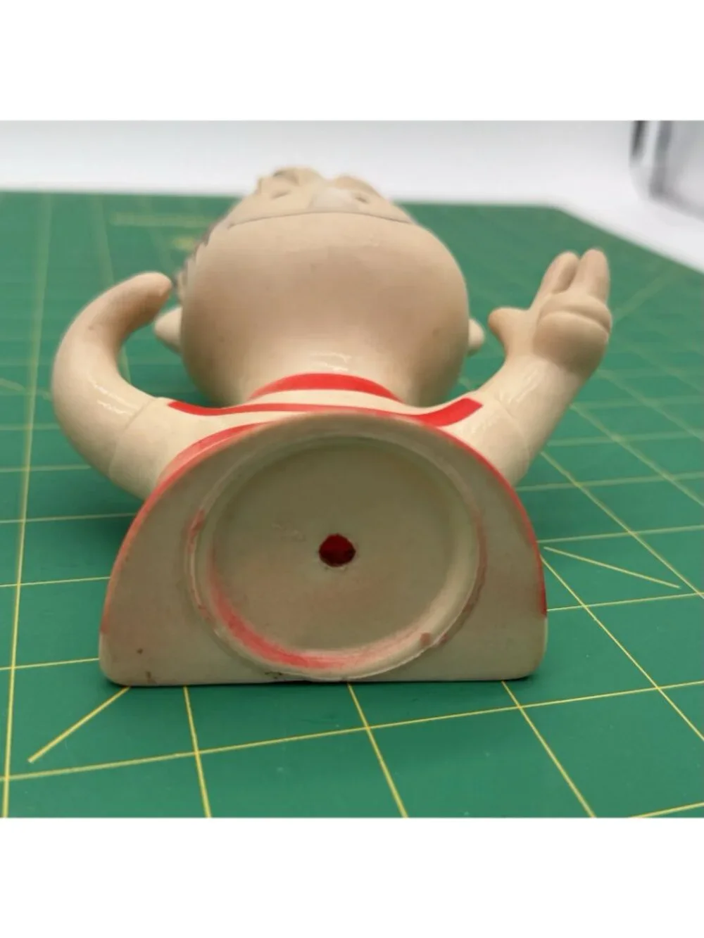 1952 Vintage Avon Peanuts Linus Squeeze Bath Rubber Toy Collectible